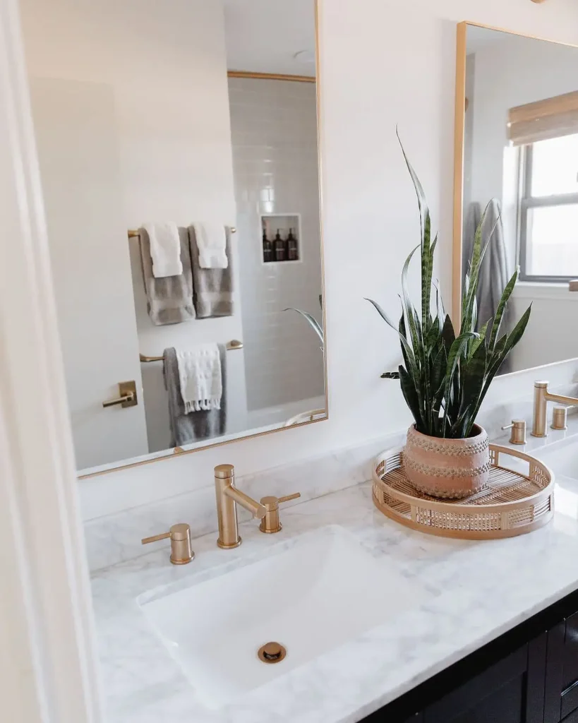 0 Bathroom Counter