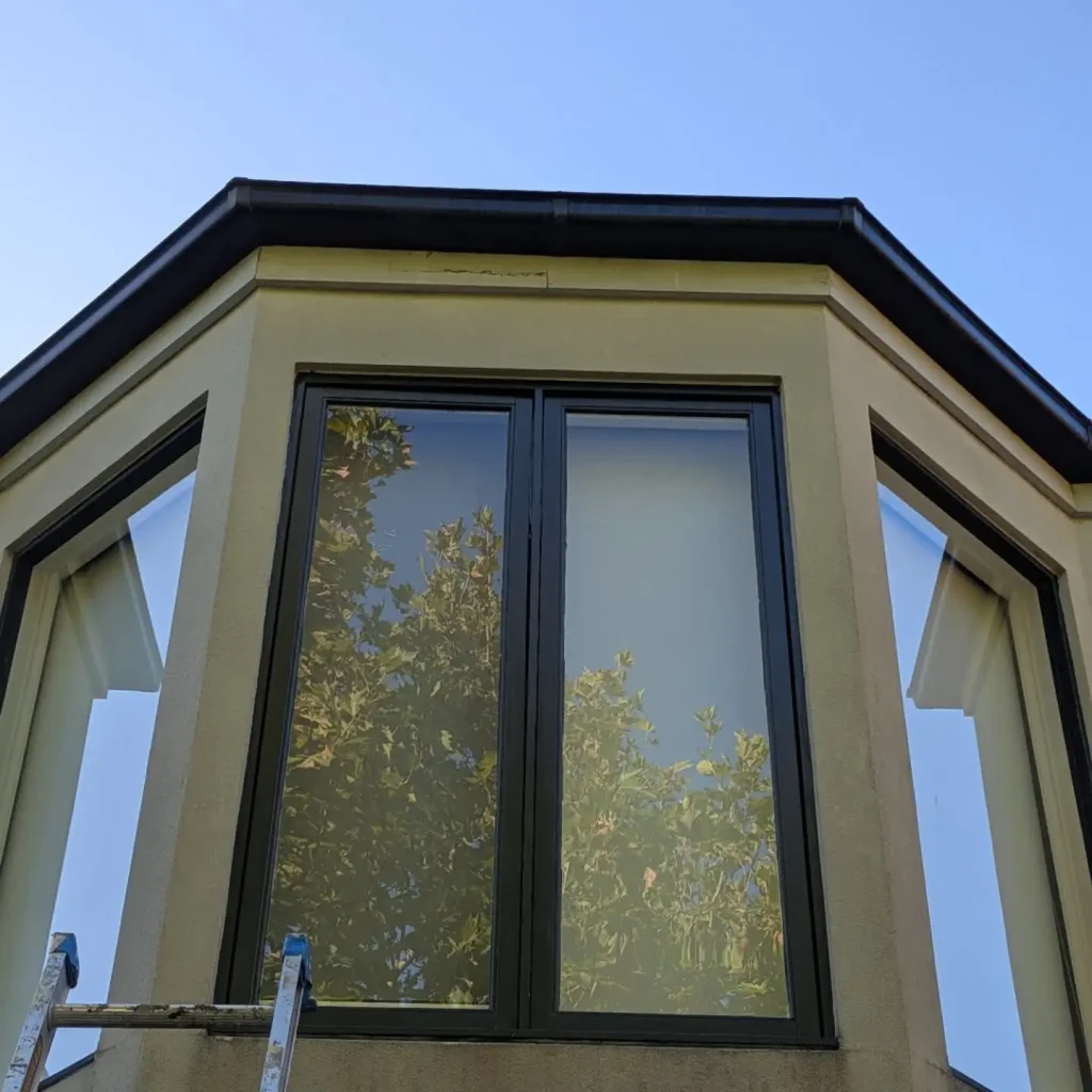 7. Create a Black Frame Bay Window Feature