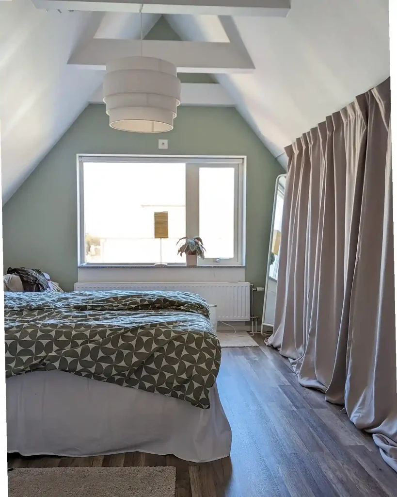 8. Place a Bed Under the Highest Section of the Slope