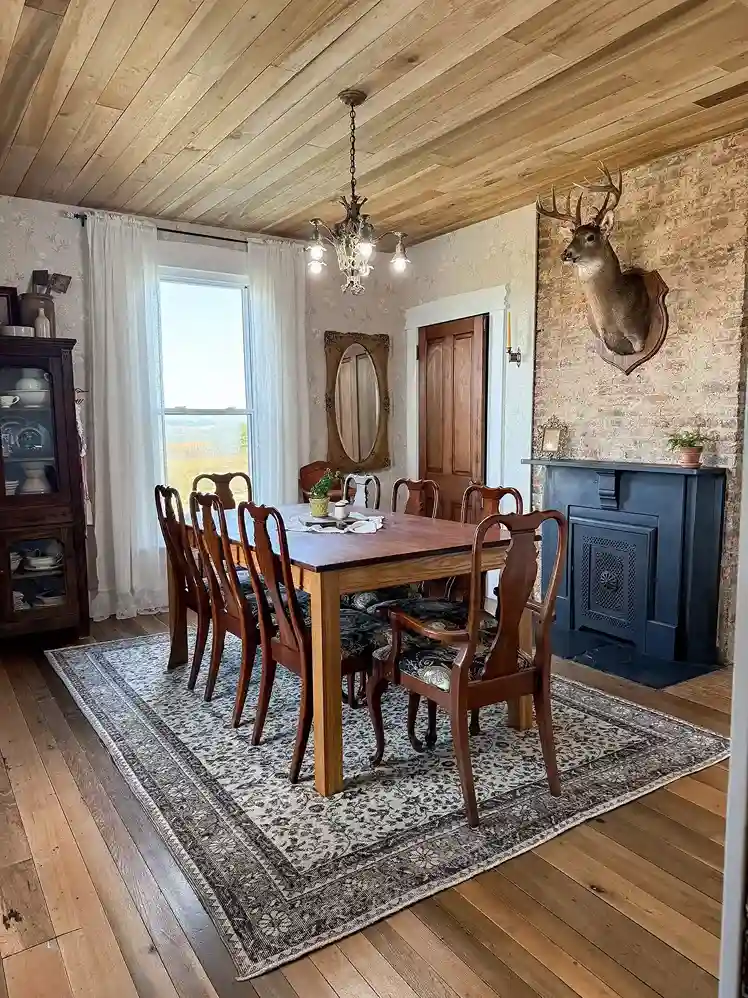 0 Farmhouse Dining