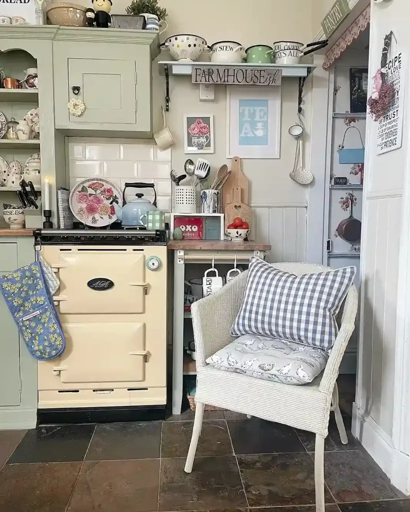 27. Create a Victorian Kitchen With Vintage Textiles